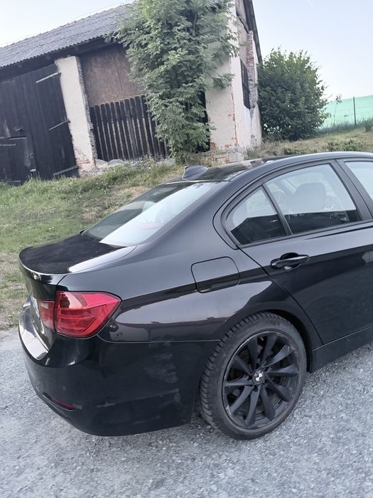 BMW F30 320d 2012 2.0 diesel