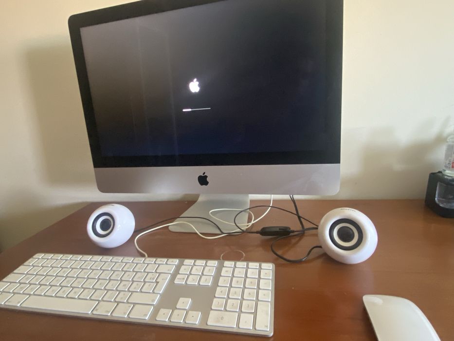 iMac + Keyboard + Mouse + Speakers64283826327555122