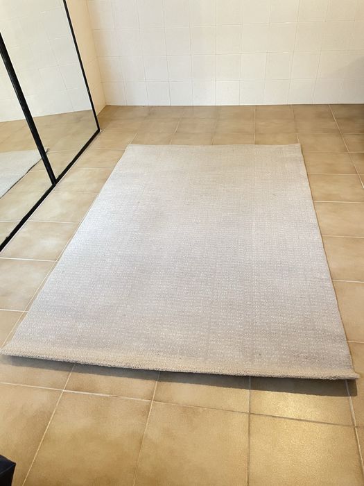 Tapete Ikea branco