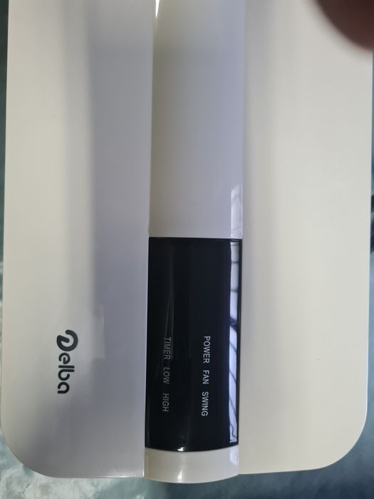 Aquecedor/ventilador de cerâmica de parede