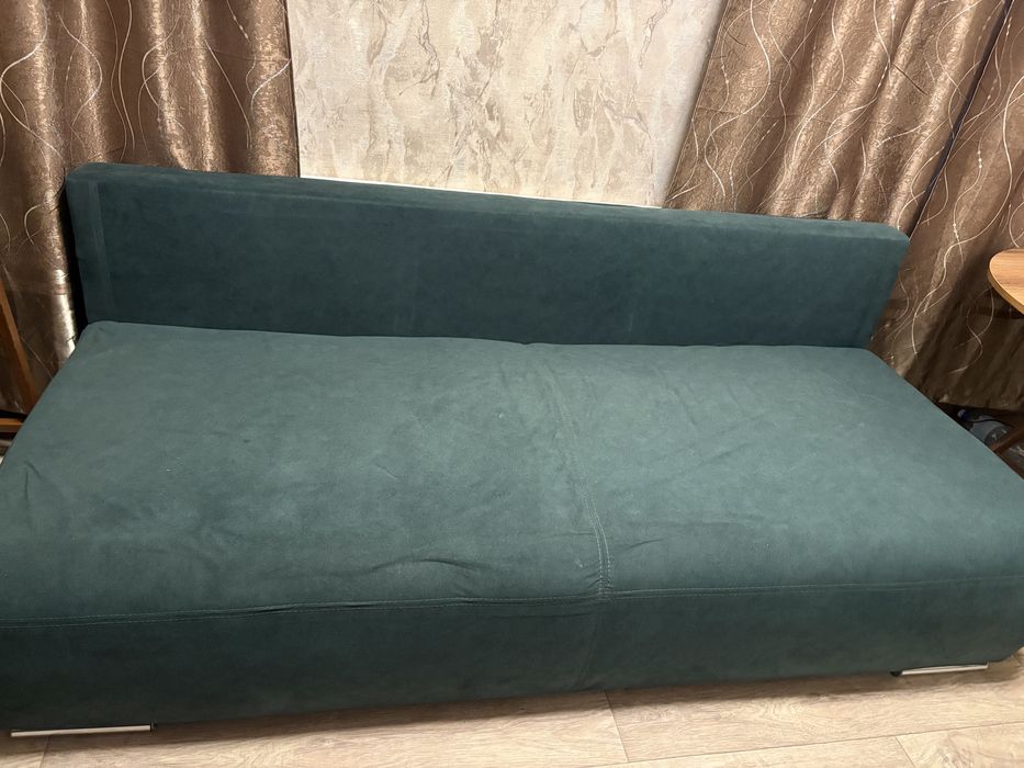 Продам диван 150/190