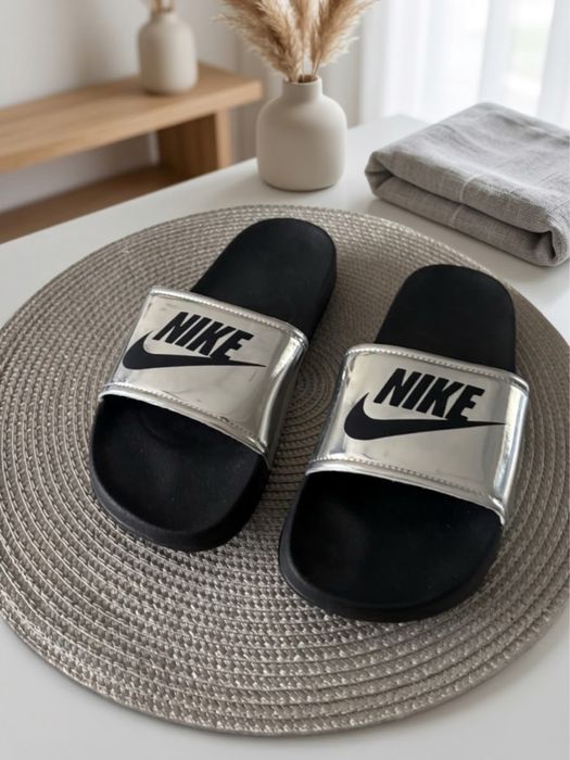 Nowe klapki  NIKE r.39