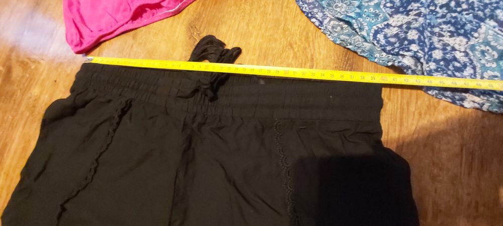 Spodenki czarne primark rozm40- 42