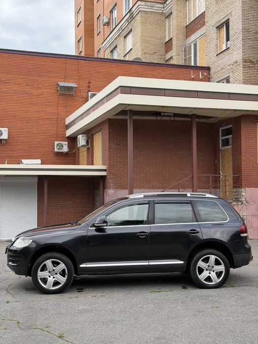 Volkswagen Touareg рестайлинг 3.0 дизель на пружинах