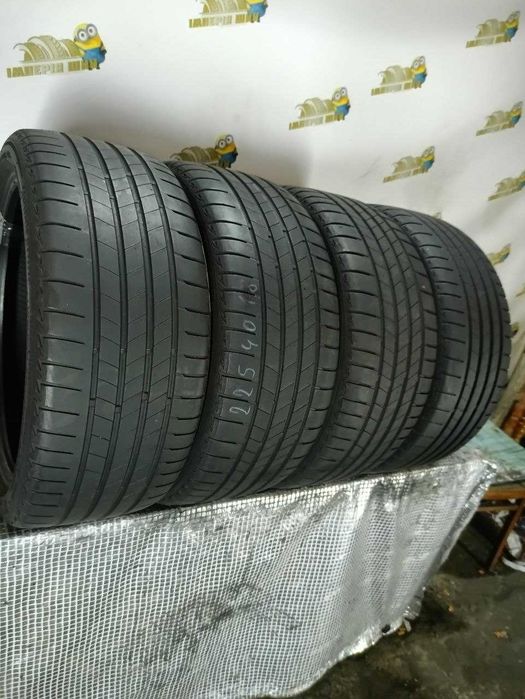 *Шини Bridgestone 225/40R18. 4шт. Літо 2024р (0825)