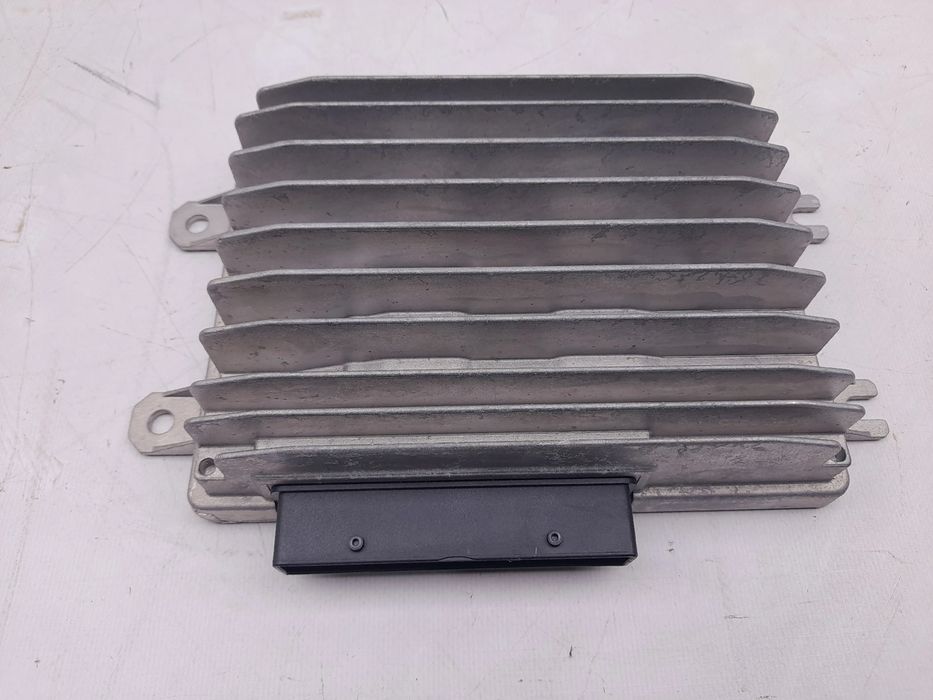 Amplificador de colunas AUDI A5 (FU2)