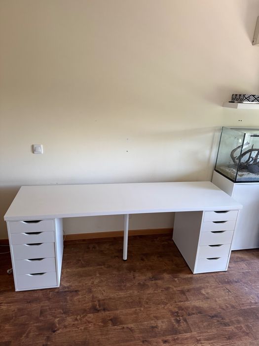 Secretaria com cadeira Gaming