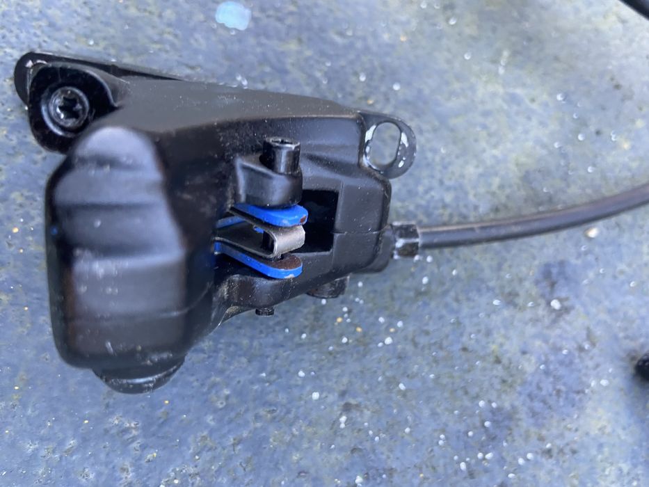 Avanço com distriboiçao hidraulica estrada