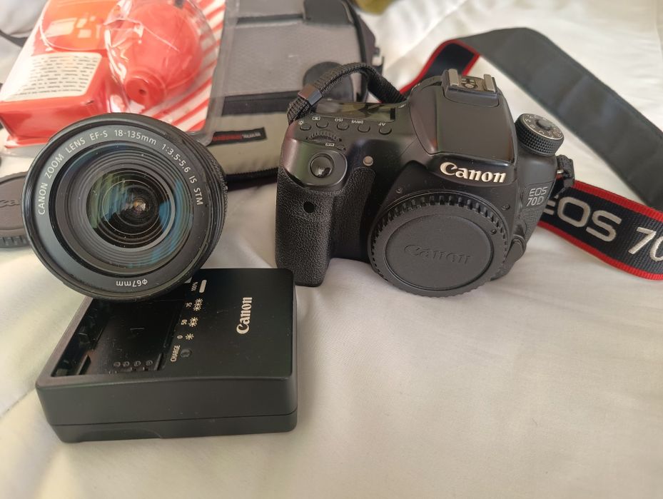 Canon 70D + Lente 18-135