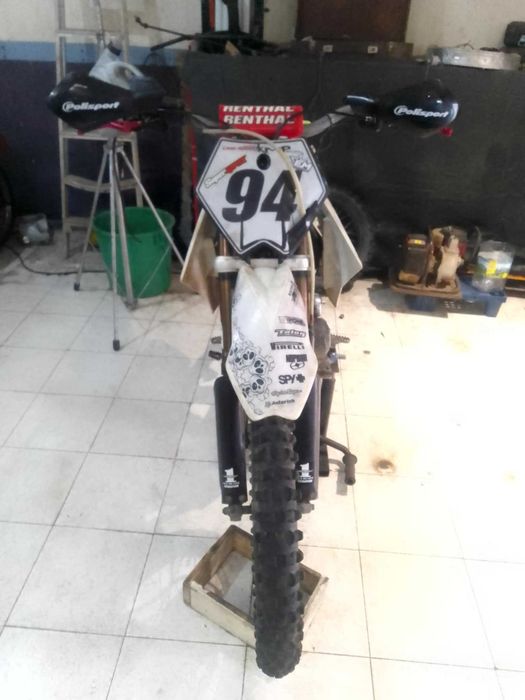 Vendo ou troco por outra moto se monte mais acerto