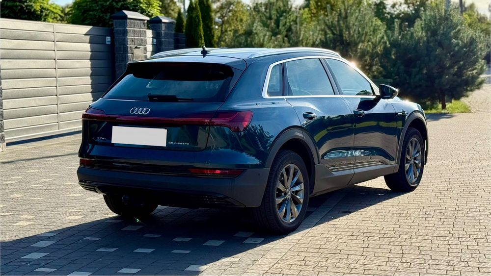 Audi e-tron 2019