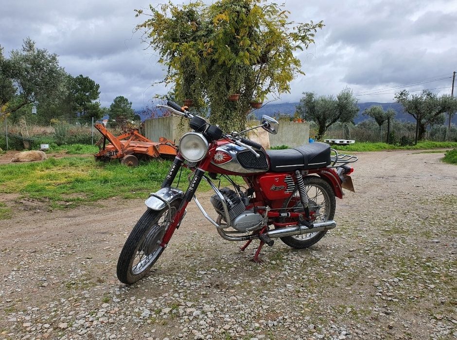 EFS Sachs Modelo de Luxo