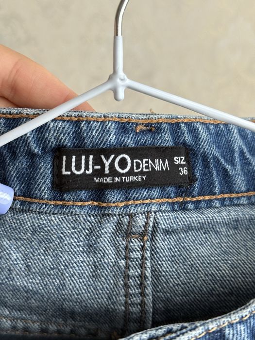 Спідниця джинсова міді з розрізом