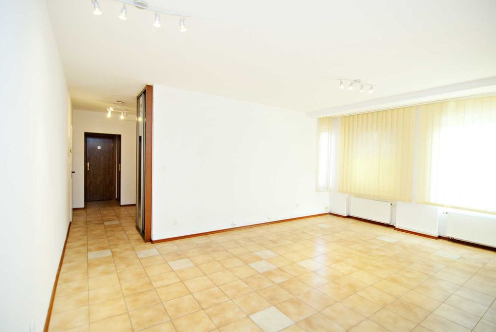 Wynajmę lub sprzedam lokal w centrum Legionowa.