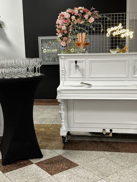 Mobilny Bar Prosecco Pianino van na wesele barman event wrocław lubin