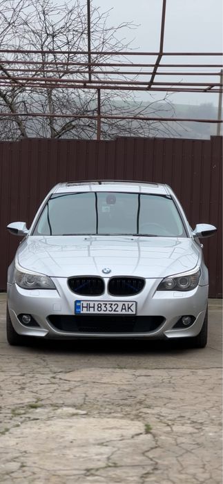 Продаю BMW E60 3.0 бенз 2009 автомат