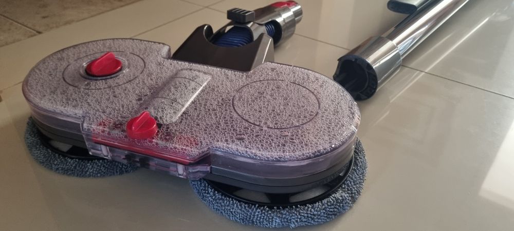 Escova de aspiração e  lavagem  rotativa + discos para tijoleira e pis