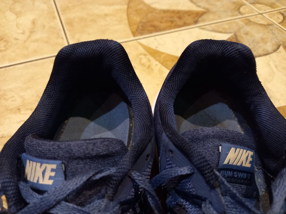 Adidasy nike 40 do biegania i nie tylko