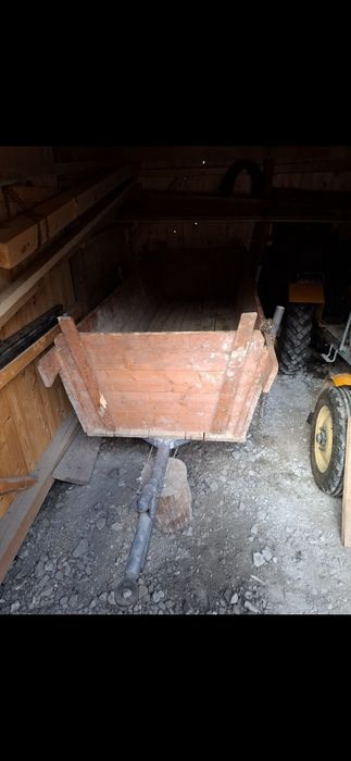 Traktor 15koni robiony +przyczepa