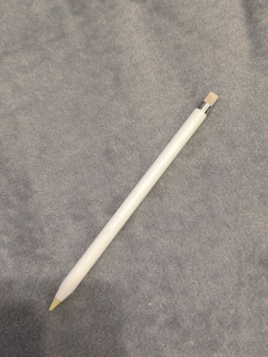 Zestaw iPad Pro 10.5 64GB (Uszkodzony) + Apple Pencil 1 + Etui