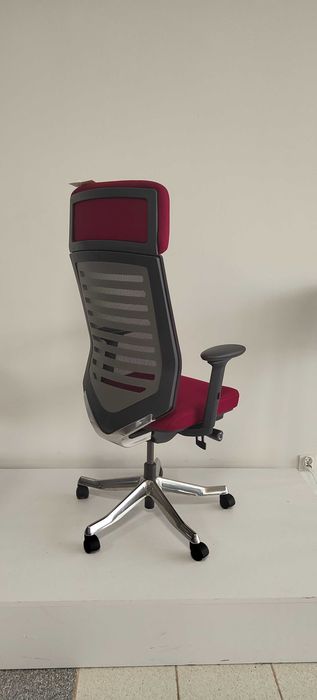 Fotel biurowy, ergonomiczny, regulowany, krzesło do biura, biurka VELO | WYPRZEDAŻ EKSPOZYCJI
