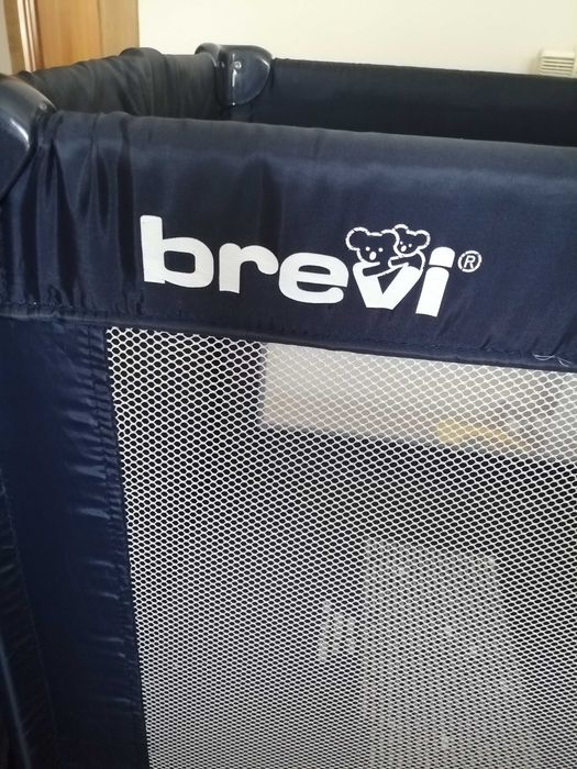 Cama de viagem Brevi em óptimo estado