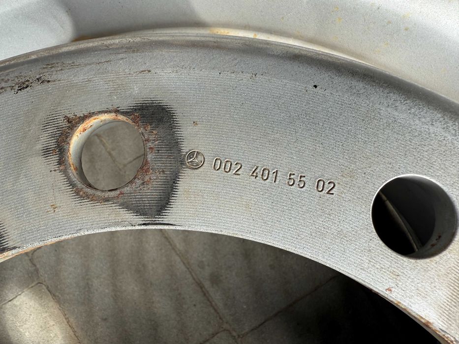 Диск ОДИН Mercedes R22,5 9.00J ET175 A002 401 55 02 MAN Scania