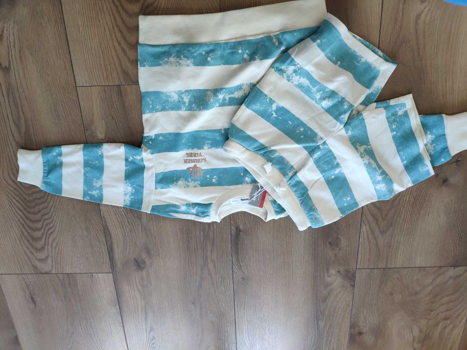 Nowy zestaw letni 110 dla chłopca bluza+spodenki