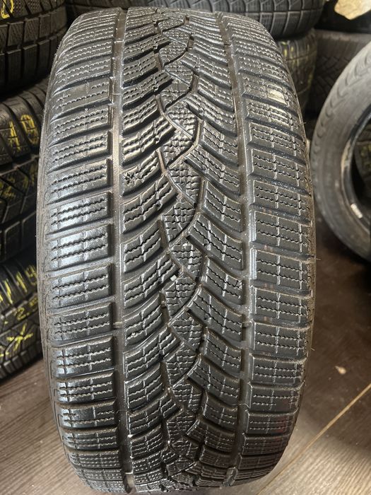 #Opona Goodyear UltraGrip preformance 225/45/18 pojedynka
