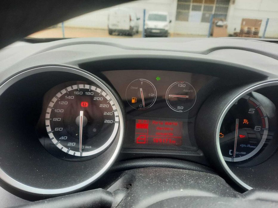 Alfa Romeo Giulietta Preto 2013 1.6 Diesel