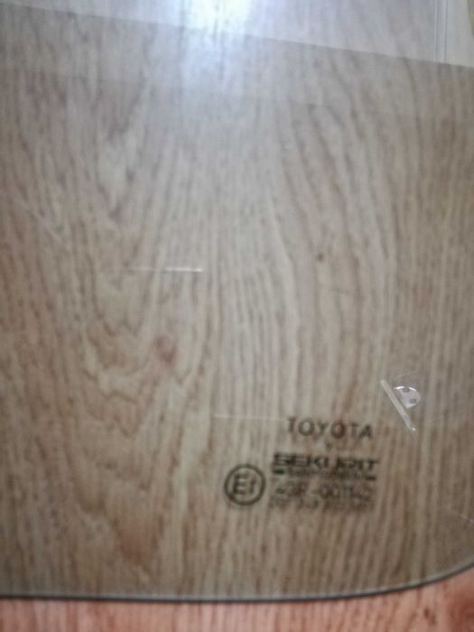 Vidro para janela lateral carrinha TOYOTA 9 lug