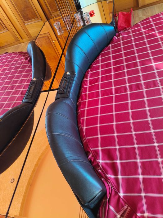 Quarto casal (Cama redonda)