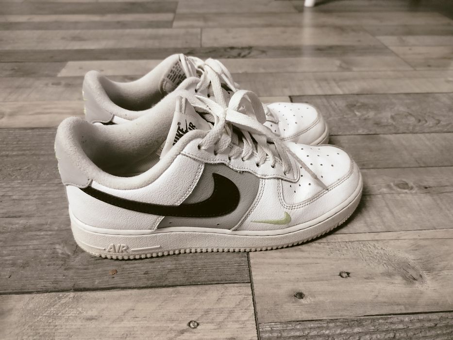 Buty Nike rozmiar 39 długość wk 24.5 cm