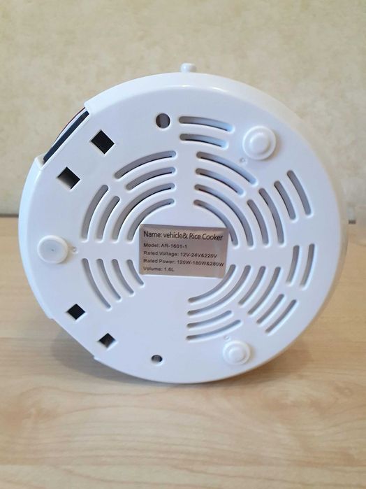 Автомобильная мультиварка 1.6 Литра 12-24 Вольт DMWD в фуру грузовик