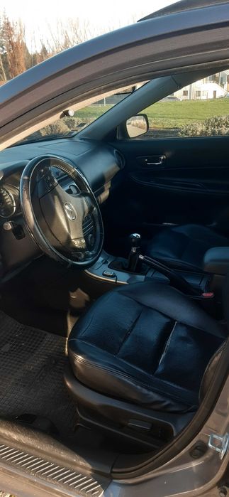 Mazda 6 136cv em bom estado.