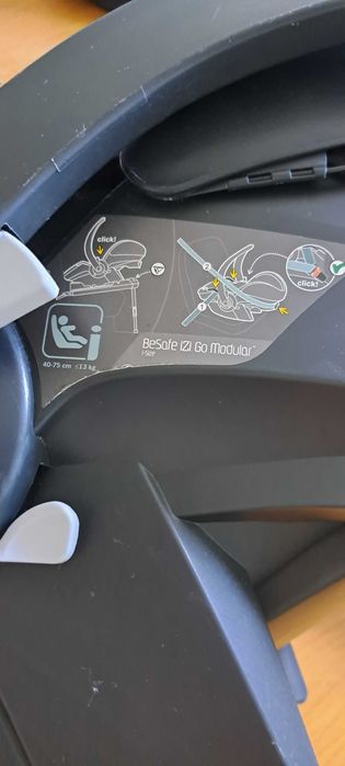 Conjunto BeSafe iZi Go Modular i-Size + Base ISOFIX