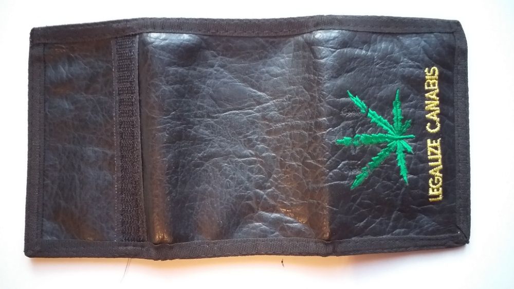 Carteiras novas - Cannabis / Marijuana - portes incluidos