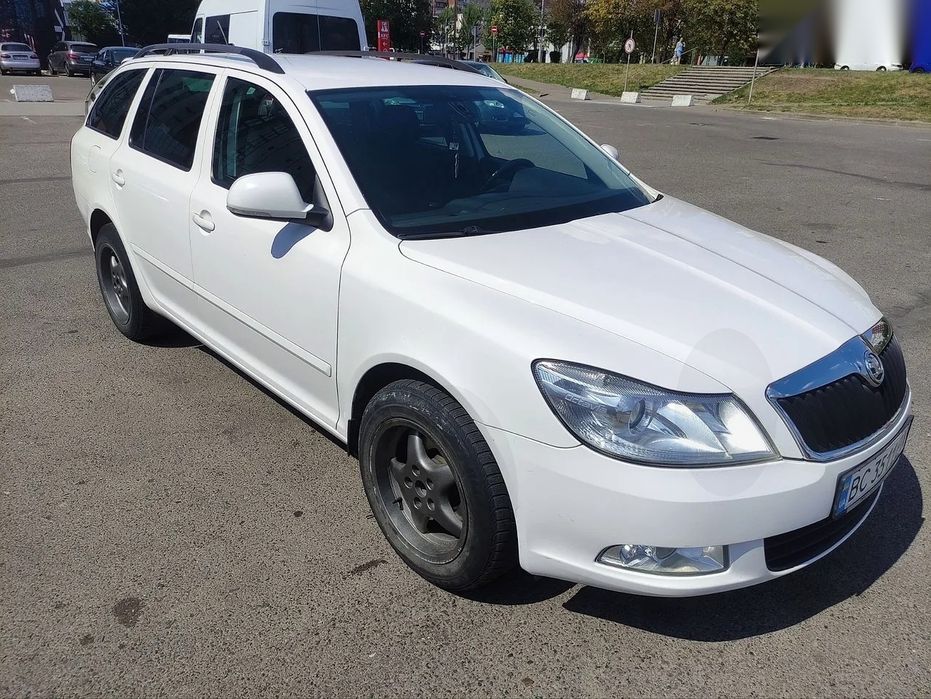 Автомобіль Skoda Octavia A5 2011 / 1.6  / дизель, механіка.