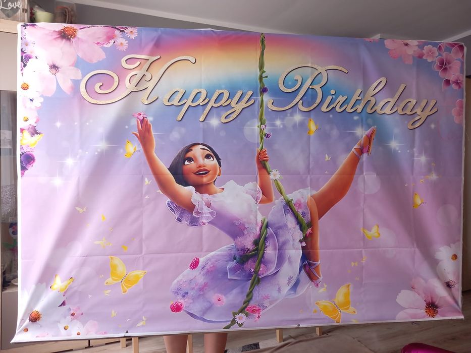 Baner, tło fotograficzne plakat na urodziny Isabela  Madrigal z Encant