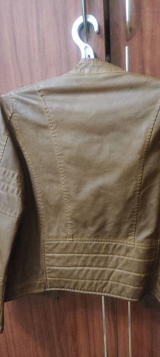 Куртка шкіряна, чоловіча.