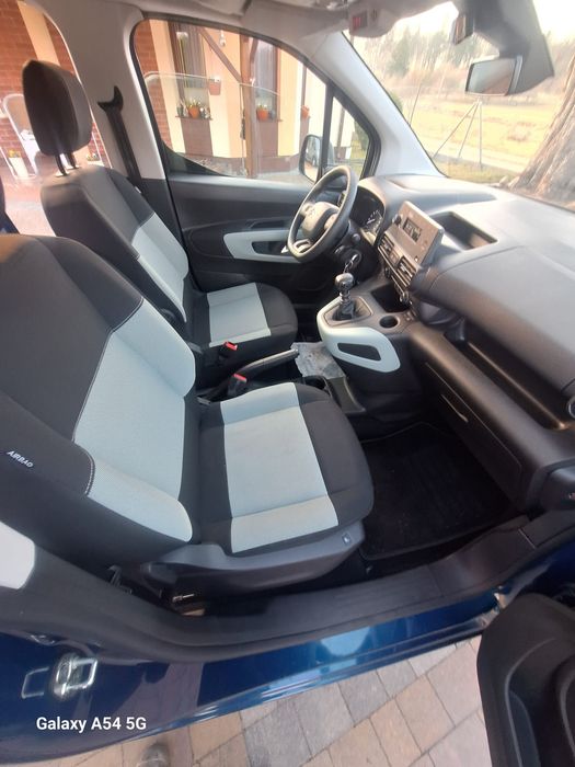 Sprzedam lub zamienię Citroen Berlingo 1.2 Benzyna 2020 na Pickup lub auto terenowe