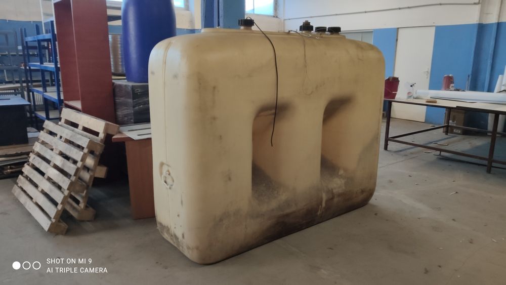 Zbiornik na olej opalowy 1500 litrow doskonaly stan