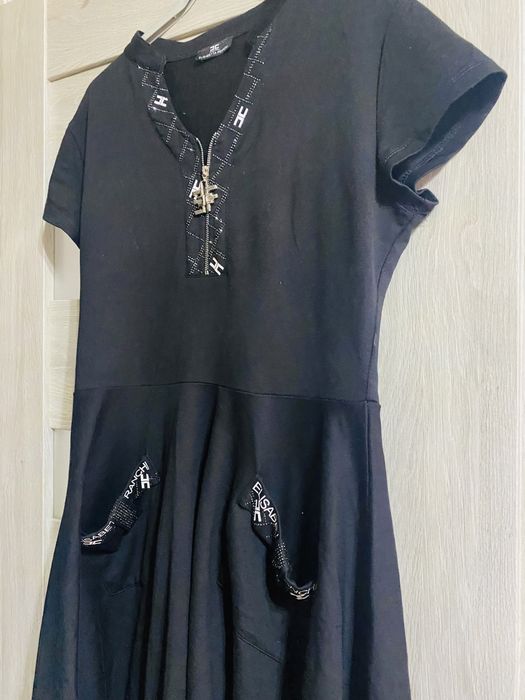 elisabetta franchi sukuenka L
