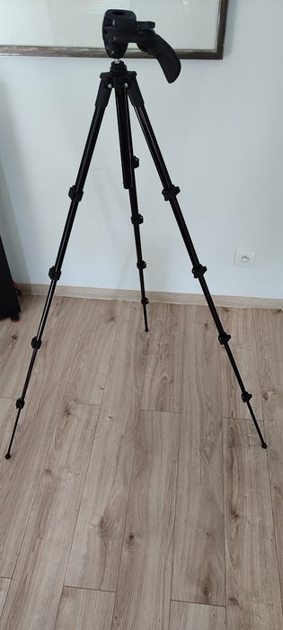 Statyw Manfrotto Compact Action
