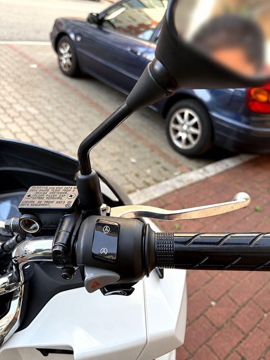 Honda PCX 125 — 2021 — 15.000km