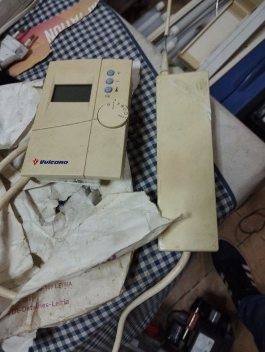 Termostatos controladores de temperatura sem fios para máquinas caldei