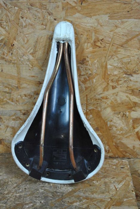 Siodło rowerowe Selle San Marco Regal białe siodełko retro szosa