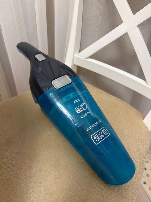 Пилосос ручний black decker