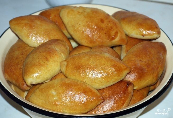 Жарим пирожки с потрипкой. Есть доставка