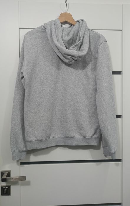 Szara bluza chłopięca z kapturem i kieszenia rozmiar 158/164 H&M